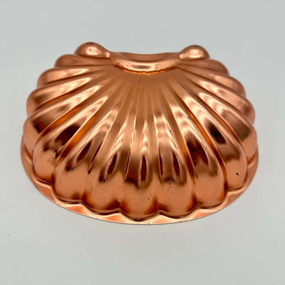 Wear-Ever Jello Mold 2980 6 Cup Copper Sea Shell Vintage Coastal Decor